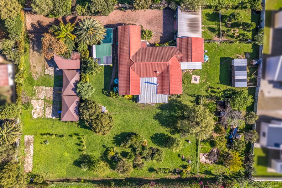 4 Bedroom Property for Sale in Vierlanden Western Cape